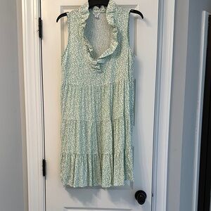 Crown & Ivy Green Sleeveless Ruffled Tunic